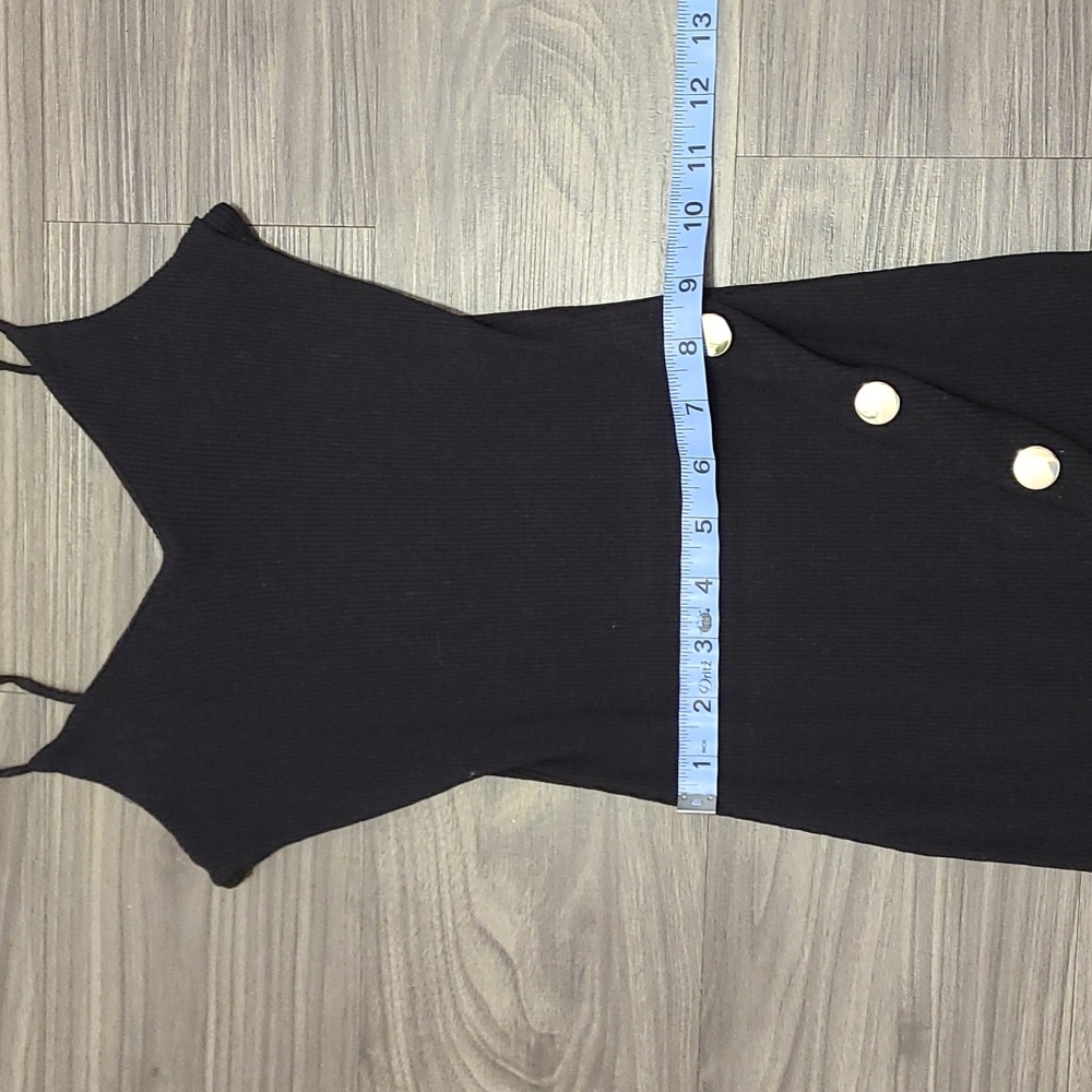 Dress - Picture 3 of 4